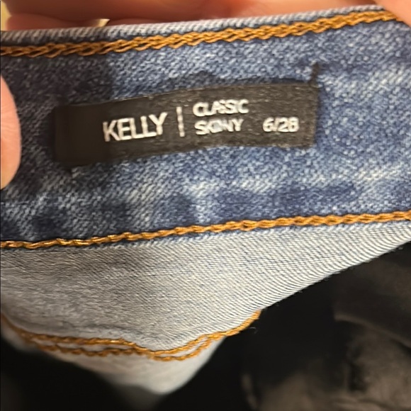 Tahari Kelly Classic Skinny Denim Jeans Women's Size 6 Ankle Great Condition EUC - Picture 9 of 13